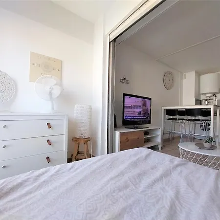 Les Pieds Dans L'eau Au Cap D'agde Apartament Agde